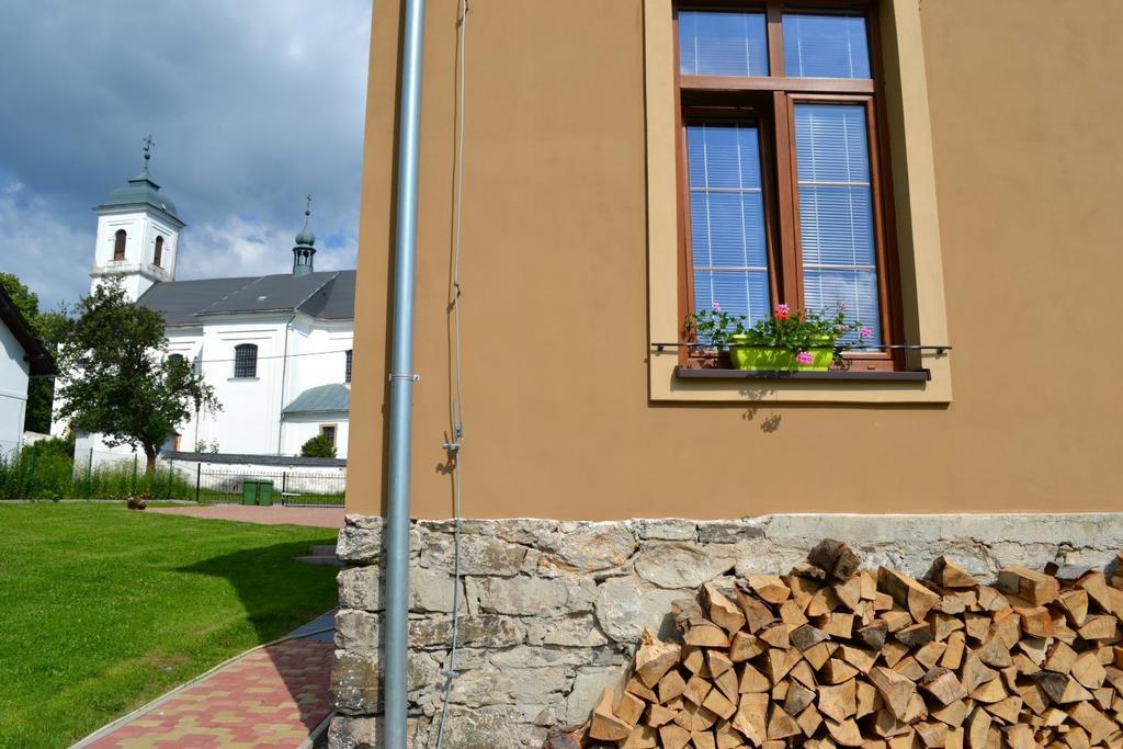 Pension Stara Skola Vysoke Zibridovice ภายนอก รูปภาพ