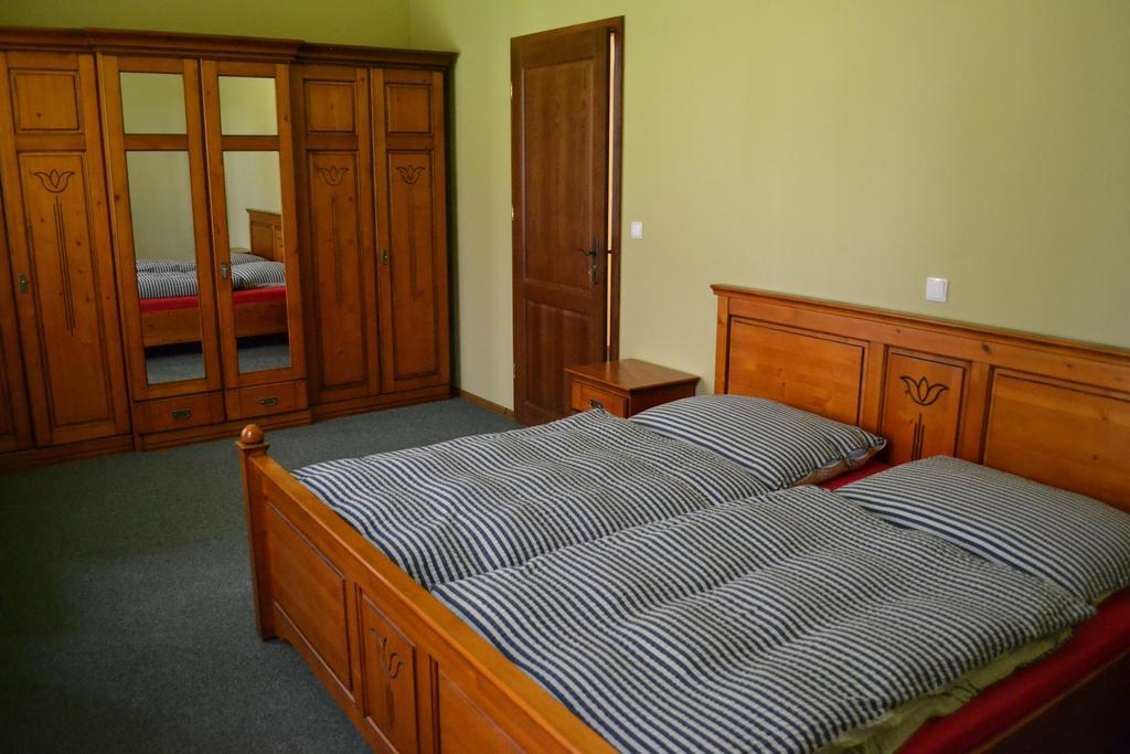 Pension Stara Skola Vysoke Zibridovice ภายนอก รูปภาพ