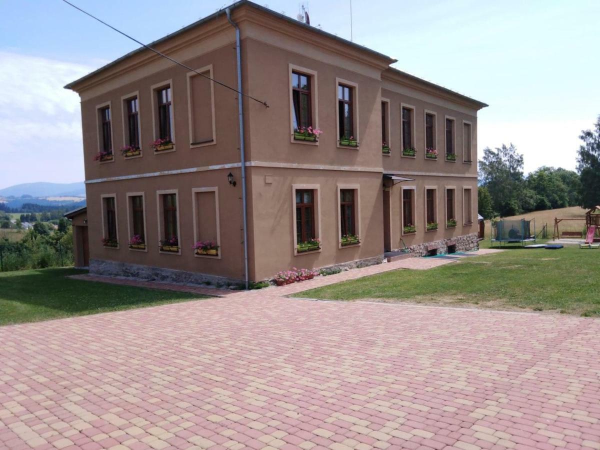 Pension Stara Skola Vysoke Zibridovice ภายนอก รูปภาพ